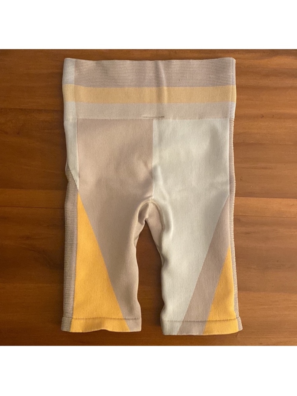 Nike Yellow & Light Gray Seamless Bike Shorts - Picture 3 of 5